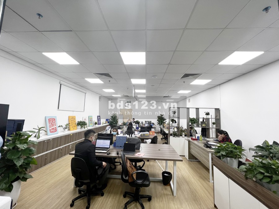 Sang nhượng sàn văn phòng 180m2 tại Toà nhà Times Tower 35 Lê Văn Lương. Đầy đủ nội thất (mtg)