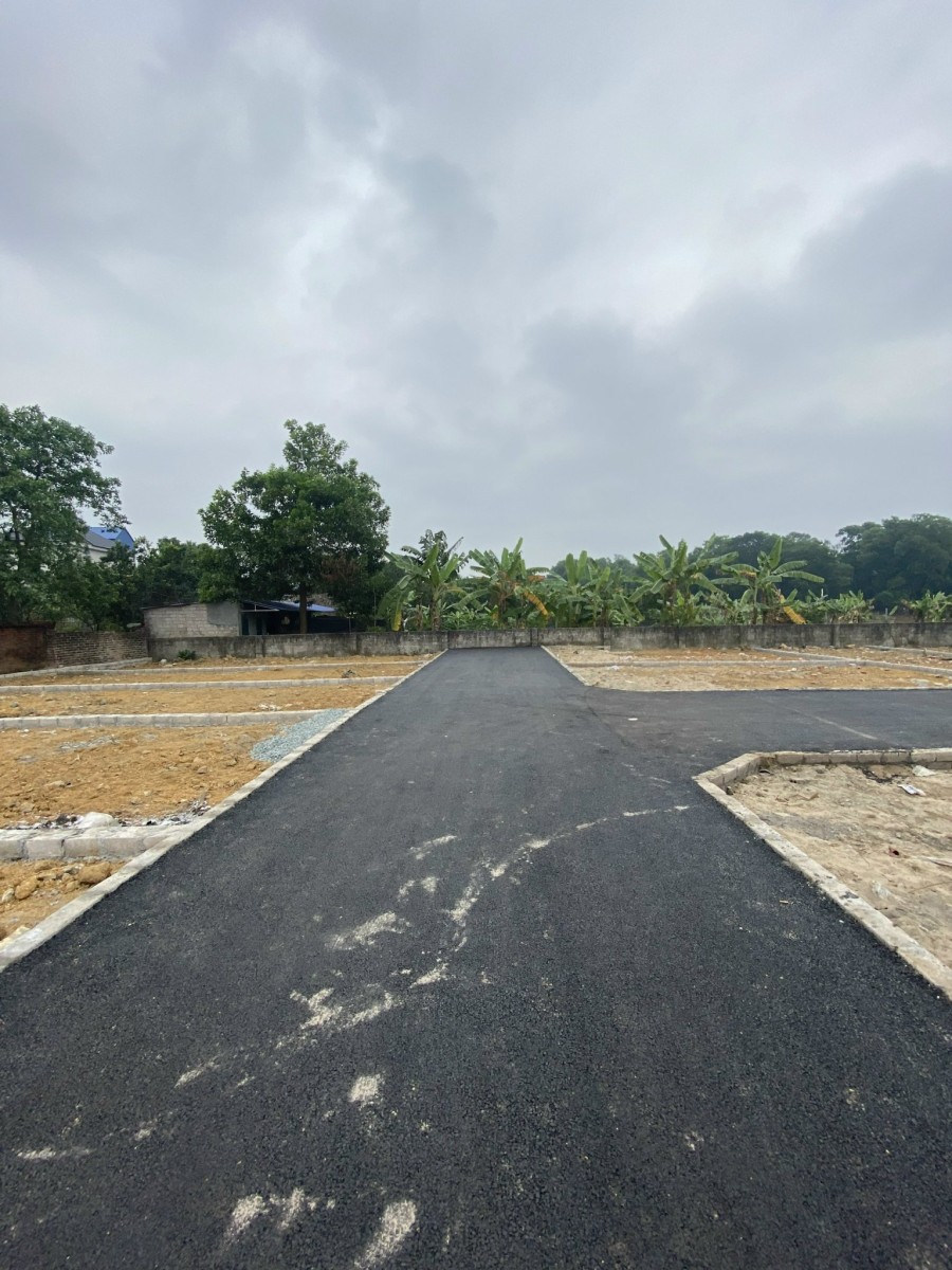 Chủ nhà cần tiền cần bán gấp lô đất gần khu công nghiệp, vị trí đắc địa, giá tốt đầu tư