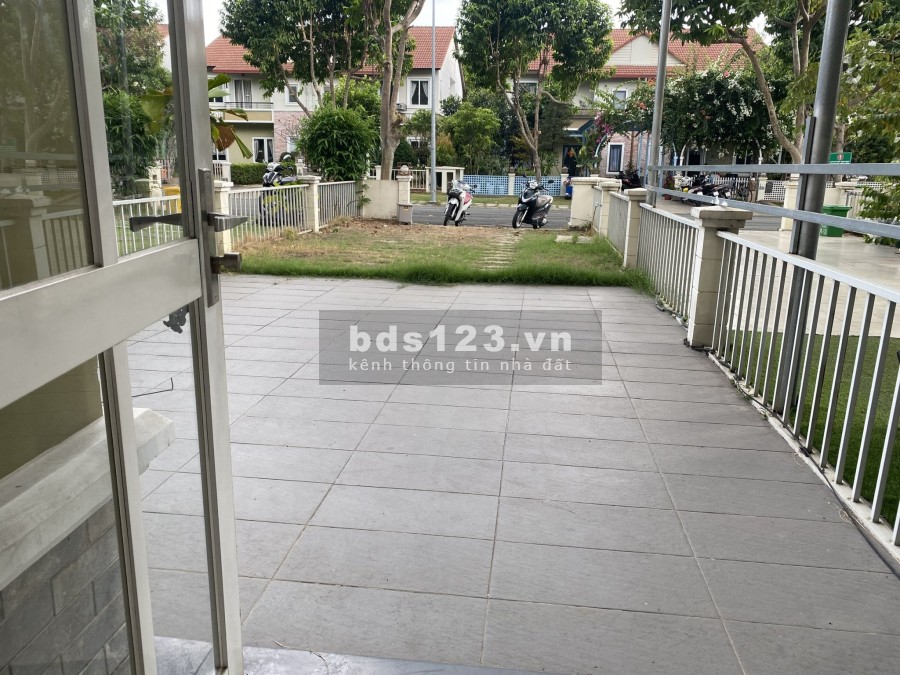 Cho thuê villa nguyên căn, đầy đủ nội thất cao cấp tại làng chuyên gia Oasis giá từ 16Tr/Tháng