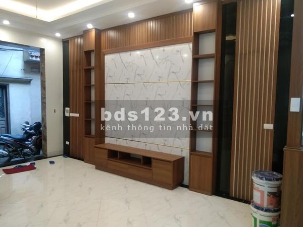 Nhà đẹp lung linh nhiều tiện ích ngõ thông ra công viên Thủ Lệ có sổ hợp lệ, đúc 5 tầng thoáng