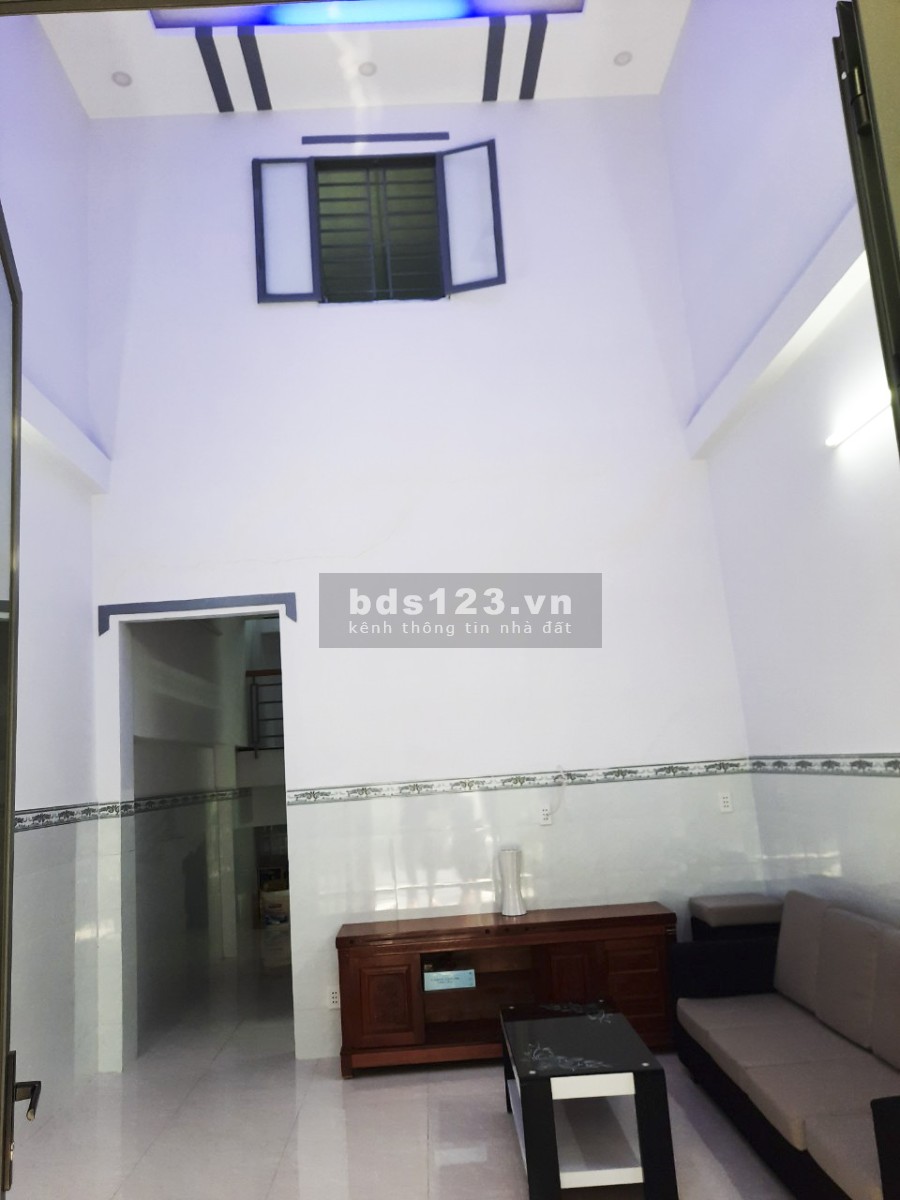 Bán nhà hẻm 1982 đường Huỳnh Tấn Phát, thị trấn Nhà Bè, huyện Nhà Bè giá tốt đầu tư