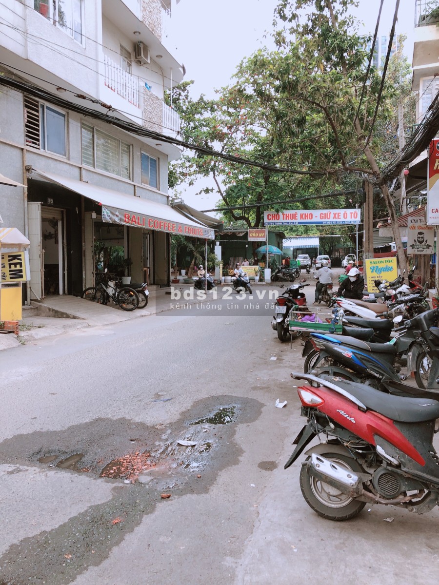 Cần bán nhà nguyên căn Thành Thái Quận 10 giá chỉ 13 tỷ miễn tiếp môi giới, làm việc chính chủ