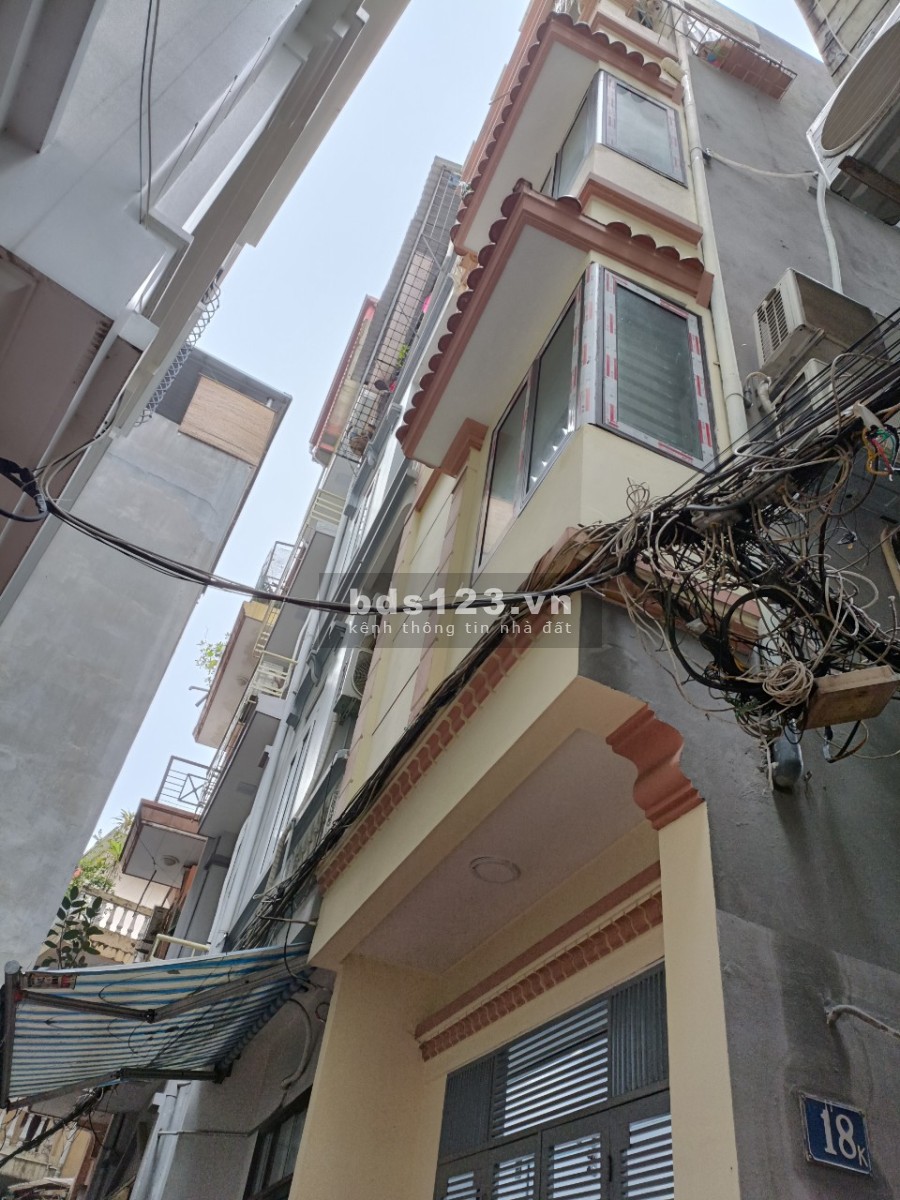 Bán nhà Tây Hồ, Đại tá Quân đội về hưu, diện tích sử dụng 35m2, giá bán 3.5 tỉ, pháp lý chính chủ