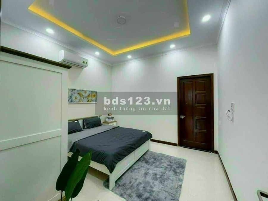 Bán nhà phố mặt tiền đường lớn Nguyễn Thị Khắp, giá bán đầu tư sinh lời, khu dân cư đông