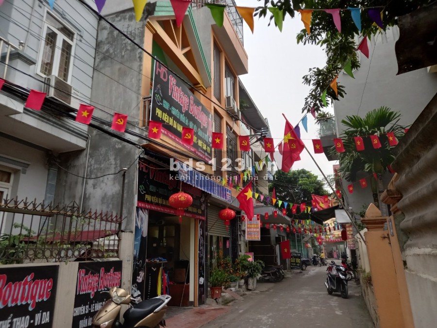 Chính chủ gửi bán nhà 3 tầng thôn Đìa Nam Hồng, Đông Anh Hà Nội giá 3.9 tỷ, lh 0337575957