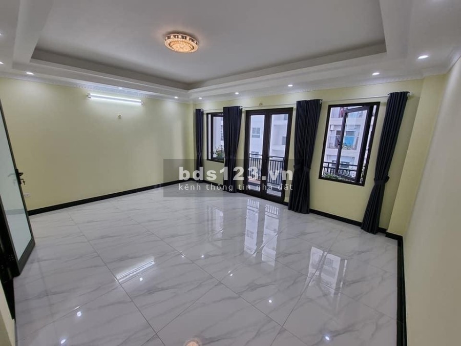 Bán nhà phố Nhân Hoà Quận Thanh Xuân, dtsd 45m2, 5 tầng đúc, mt 5m, giá chào 7.4 tỷ