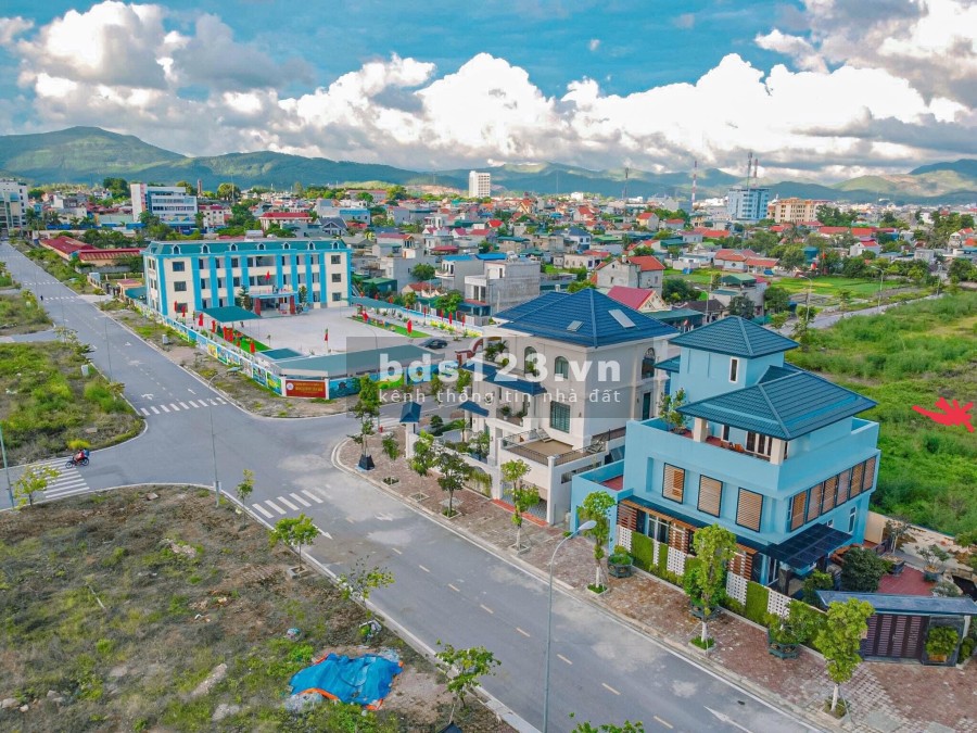 Cần bán Mảnh đất ở biệt thự khu đô thị Tân Thành - Yên Thanh, Uông Bí, Quảng Ninh