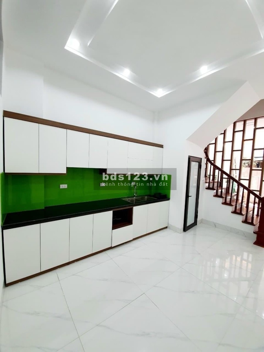 Nhà hiếm trong tầm giá, view sân vườn, an sinh tuyệt vời về ở thì khỏi phải bàn