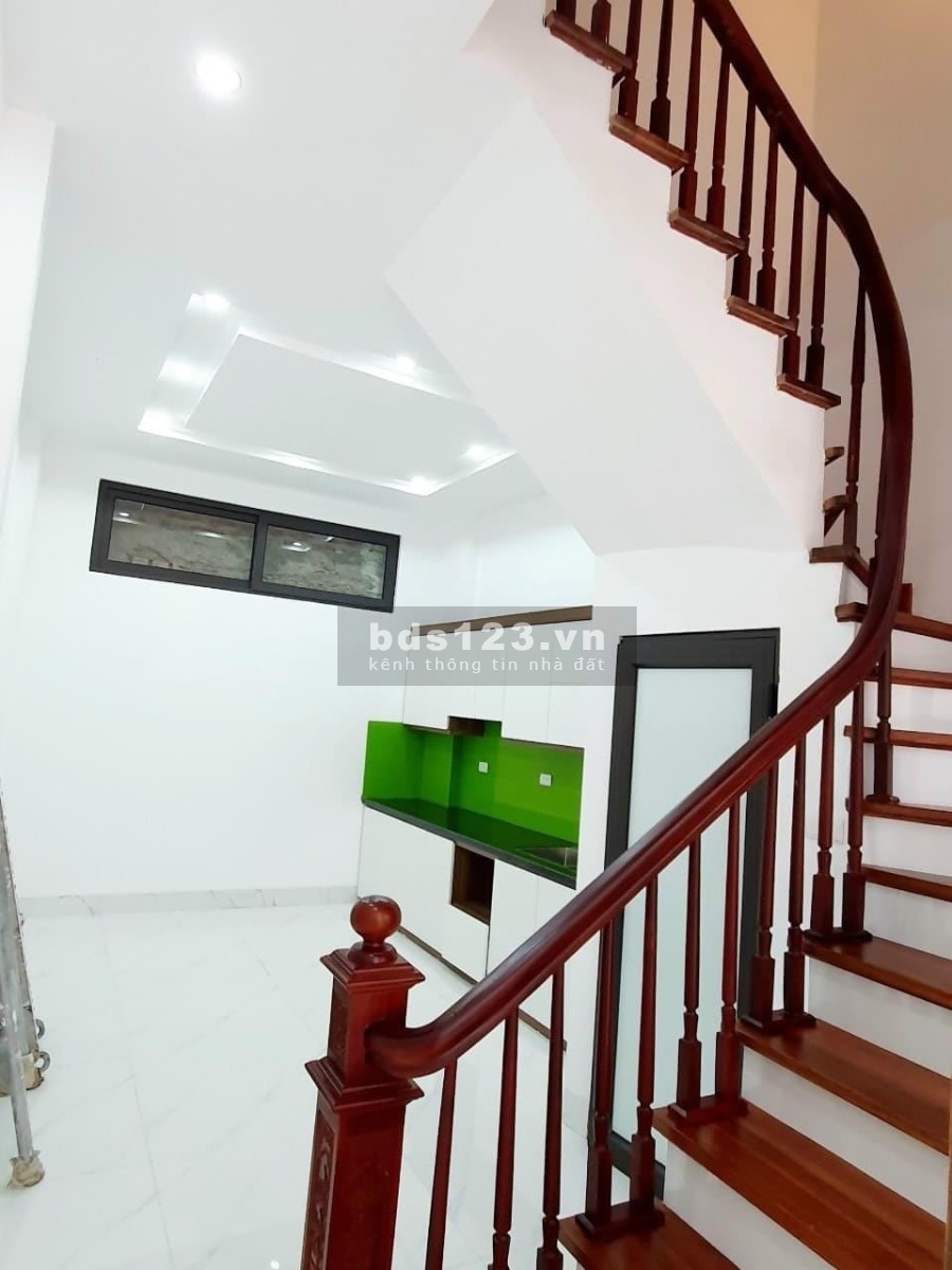 Nhà hiếm trong tầm giá, view sân vườn, an sinh tuyệt vời về ở thì khỏi phải bàn
