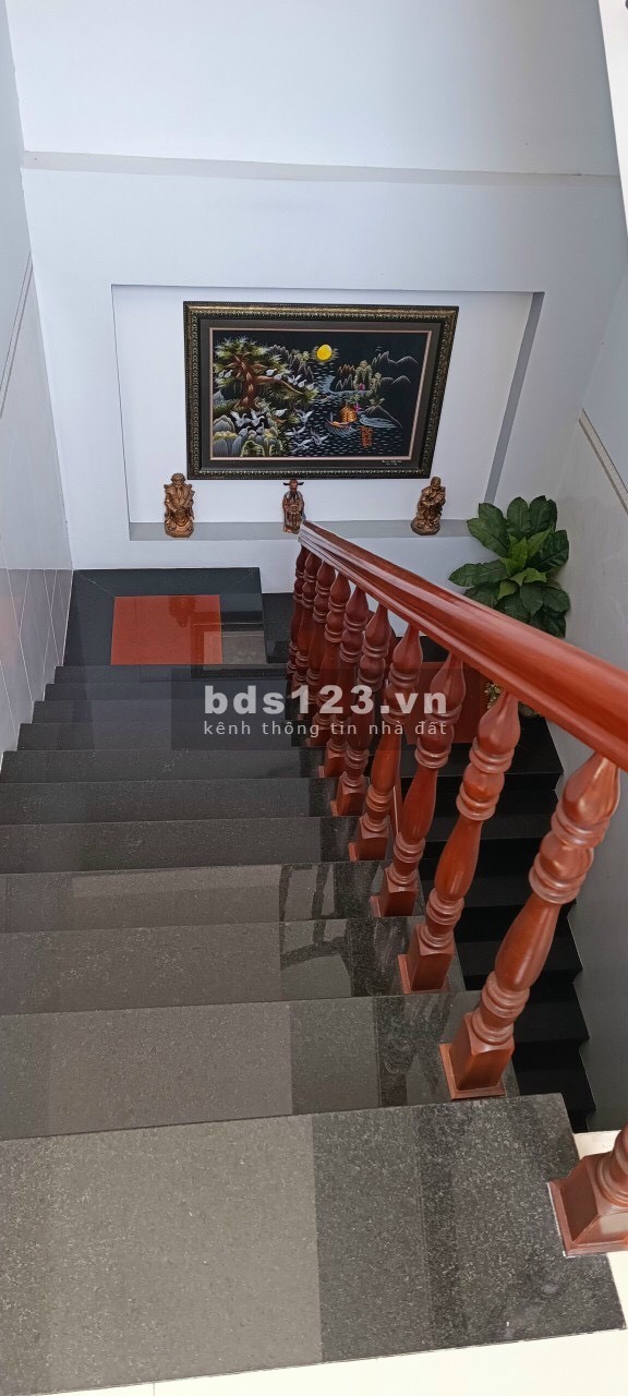 Bán Nhà KDC 586, Q.Cái Răng, đường số 7, diện tích sử dụng 250m2, 1 trệt 2 lầu