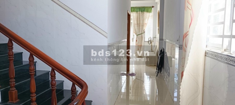 Bán Nhà KDC 586, Q.Cái Răng, đường số 7, diện tích sử dụng 250m2, 1 trệt 2 lầu
