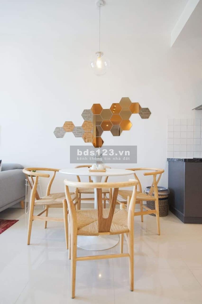 Căn Hộ View Sông, Decor Siêu Đẹp – The Sun Avenue diện tích 75m2 2PN giá bán chỉ 4.2 tỷ