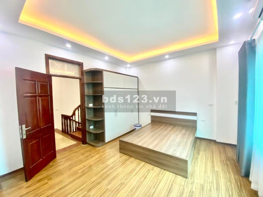 Bán nhà Tựu Liệt, thoáng đẹp diện tích sử dụng 54m2, giá bán hơn 2 tỷ lh 0971465755
