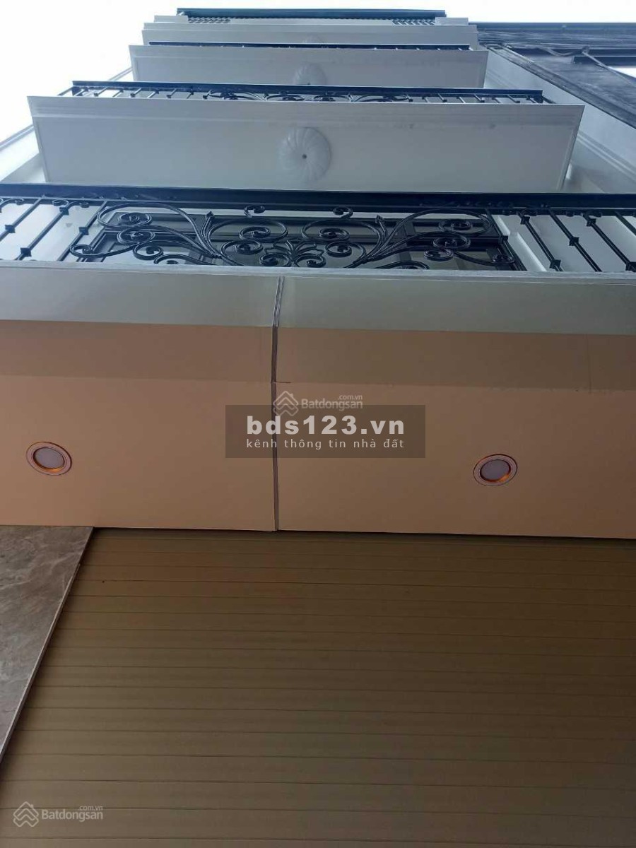 Bán nhà - Cổ Linh, diện tích sử dụng 36m2 x 05 tầng, 03 PN. Giá 3.6 tỷ khu an ninh yên tĩnh