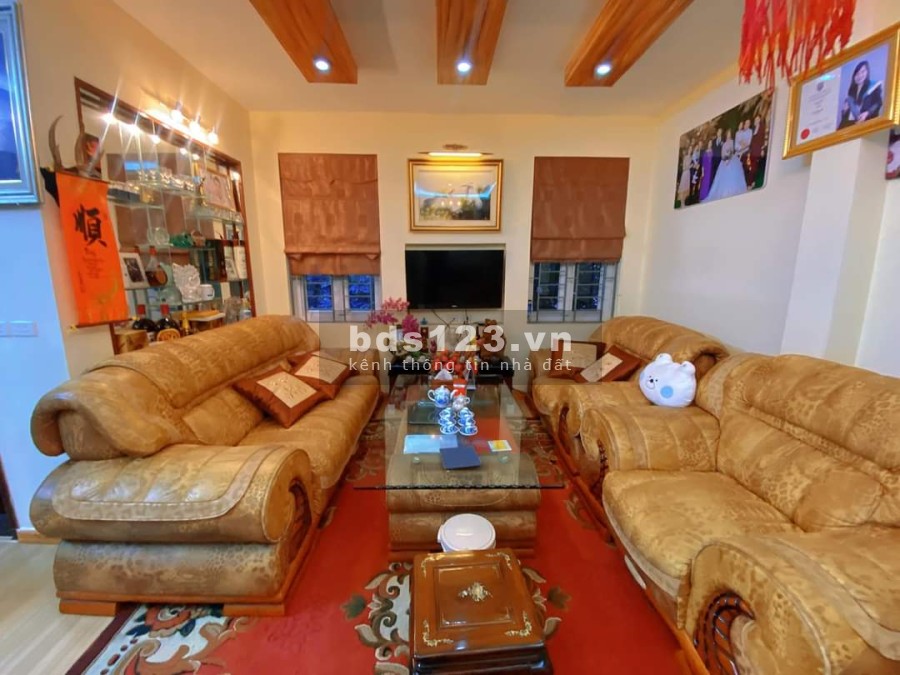 Bán nhà Nguyễn Cảnh Dị, Đại Kim, 62m2, 6 tầng, giá: 16.8 tỷ, mt: 4.5m, cho thuê 35 triệu, 2 mặt phố