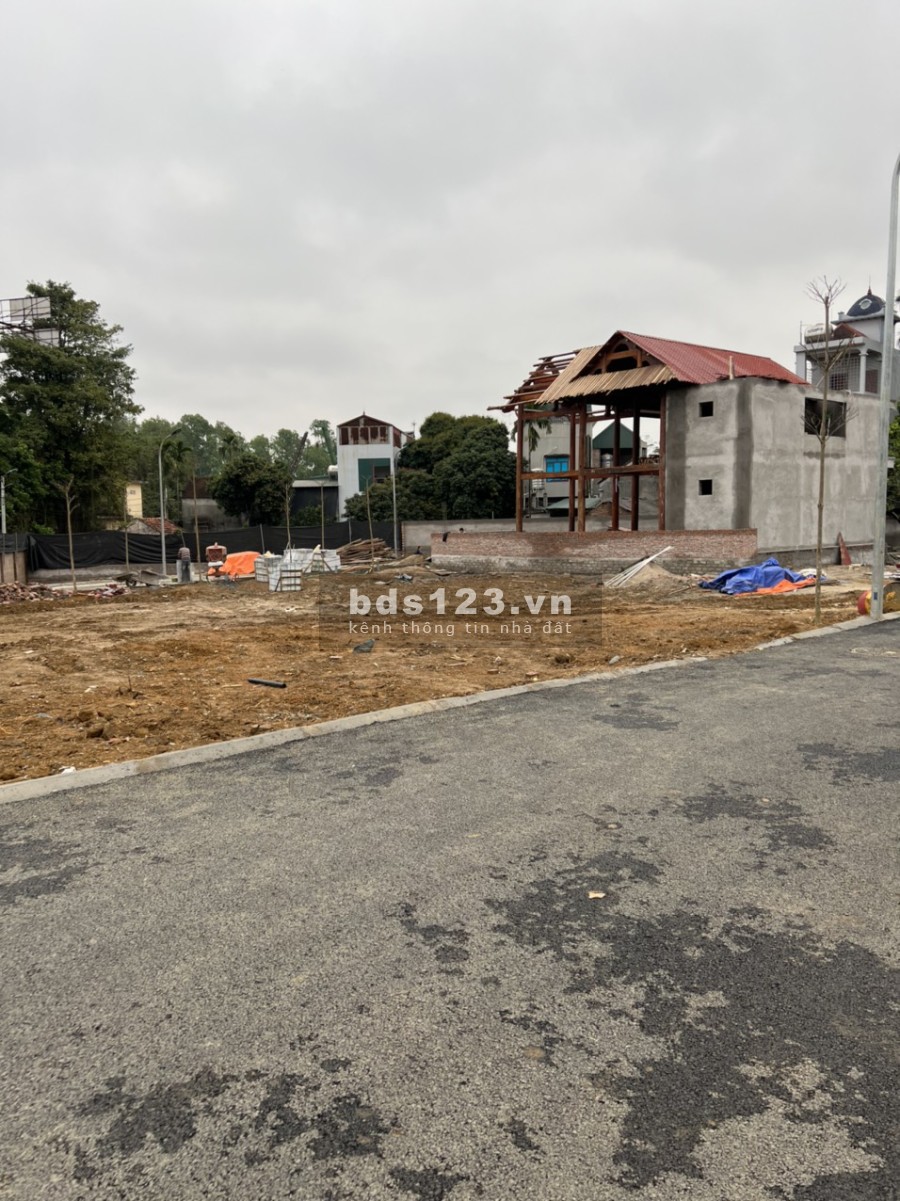 Cần tiền bán gấp lô đất gần Đại Lộ Thăng Long Hà Nội, giá thoả thuận, vị trí đắc địa, khu dân cư