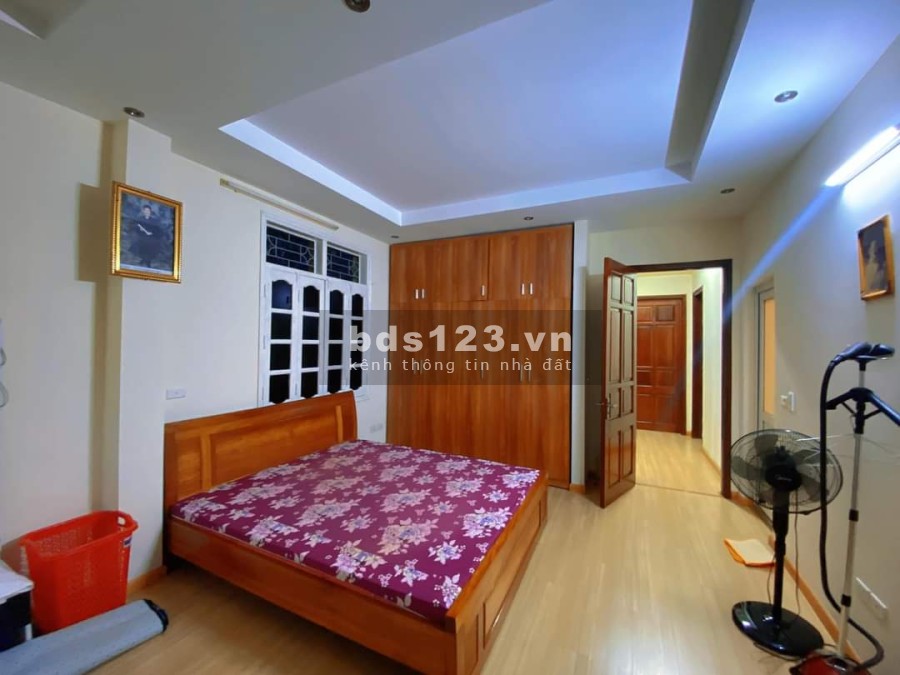Bán nhà Nguyễn Cảnh Dị, Đại Kim, 62m2, 6 tầng, giá: 16.8 tỷ, mt: 4.5m, cho thuê 35 triệu, 2 mặt phố
