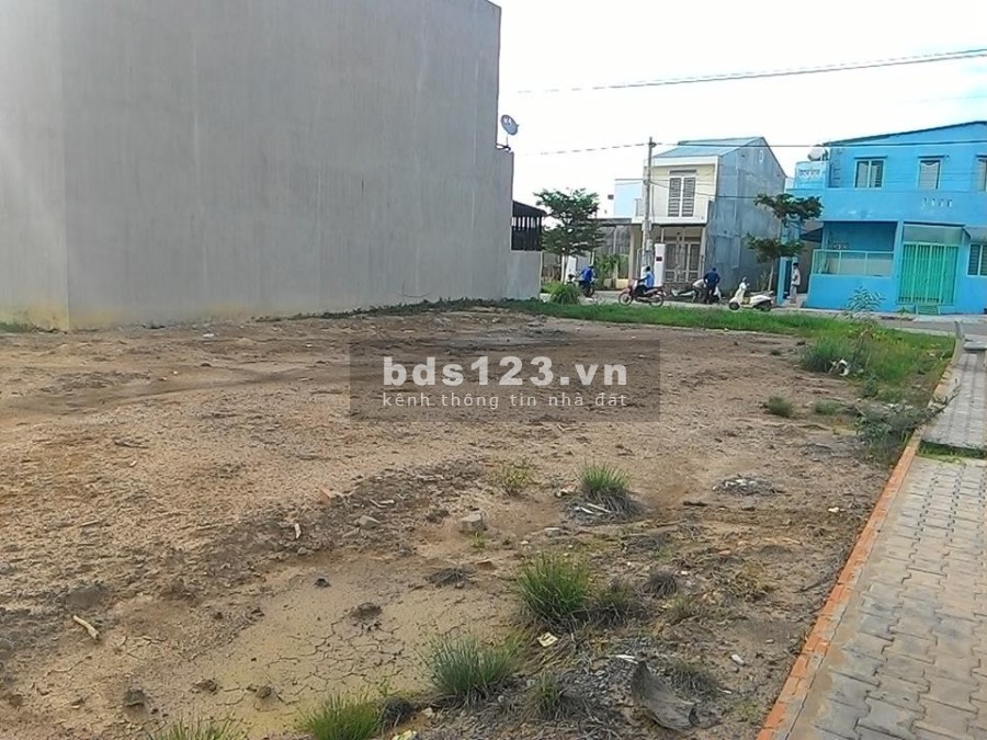 Bán gấp đắt Phố Xốm - Hà Đông, 30m, ô tô vào nhà, cách đường lớn 20m, chỉ 2,05 Tỷ