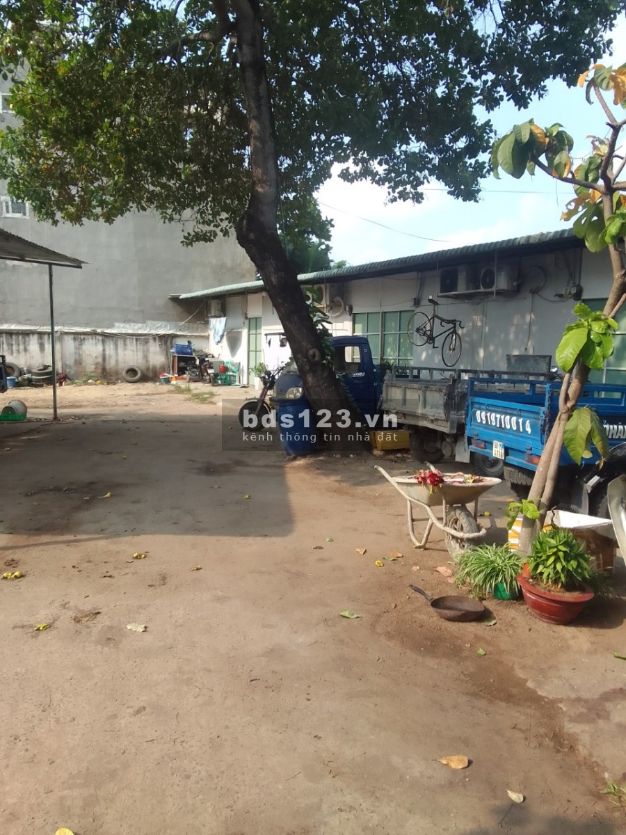 Cho thuê phòng trọ diện tích 30m2 có gác, đối diện trường cao đẳng giao thông vận tải