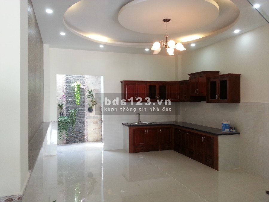 Chính chủ cần bán gấp biệt thự sân vườn mới đẹp thích hợp nghỉ dưỡng, đầu tư cho thuê.