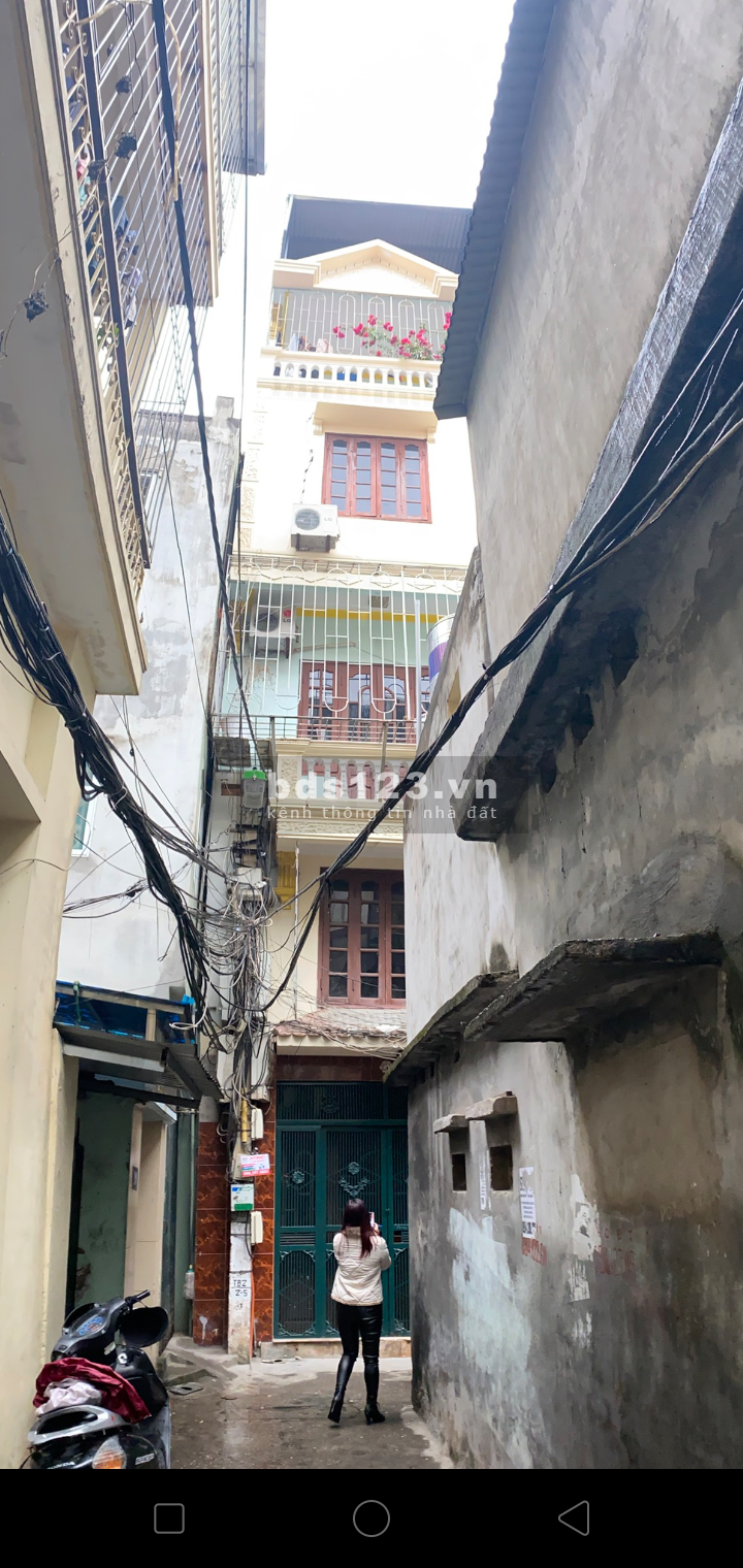 Nhà cần bán Ngõ 354 Trường Chinh đúc kiên cố 5 tầng thoáng, giá thương lượng, lh 0962049198