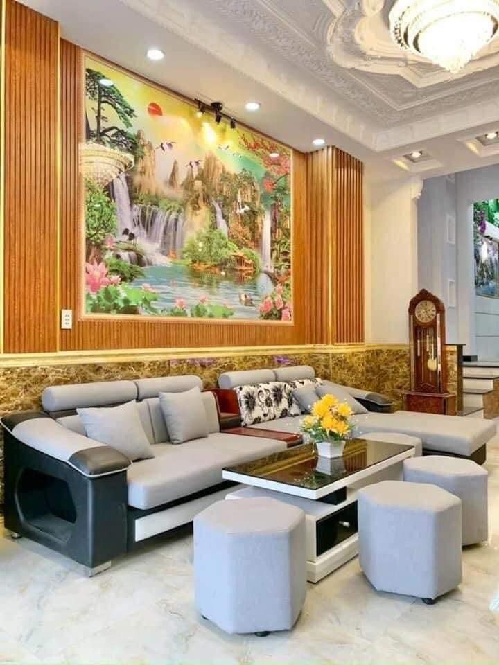 Mặt tiền Nguyễn Duy Cung, Gò Vấp, 4 tầng bê tông cốt thép, tặng nội thất xịn