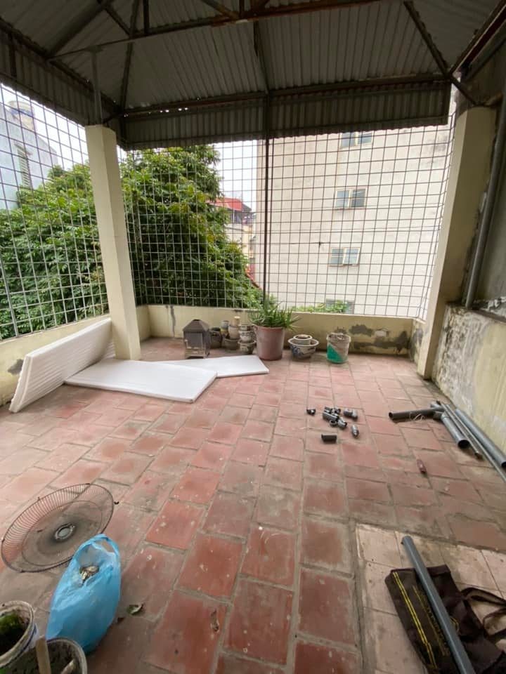 Bán nhà nguyên căn đường Láng, hơn 25m2, đúc 4 tầng mặt tiền 4m đẹp rộng lh 0354489086