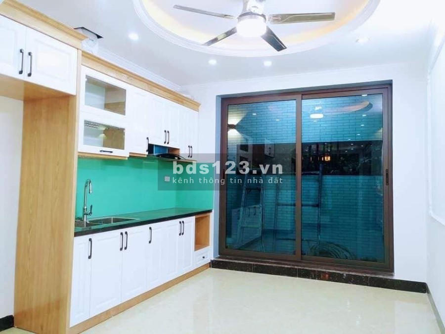 Nhà đẹp Vĩnh Hưng, gần phố về ở luôn, an ninh giá tốt chỉ hơn 2 tỷ, liên hệ 0359277420