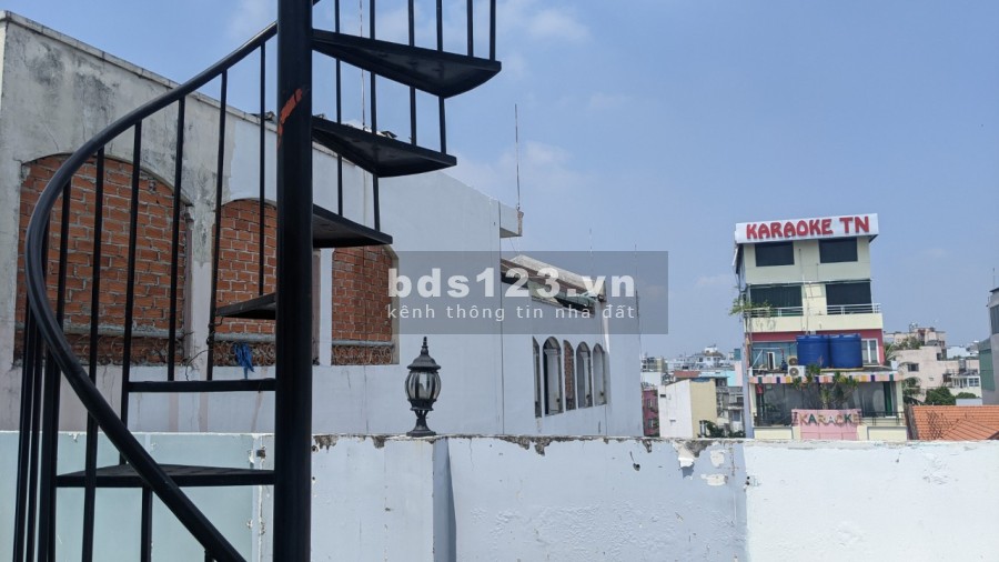 Nhà hẻm xe tải, ngay trung tâm Quận Bình Thạnh giá chỉ nhỉnh 25 tỷ thương lượng chính chủ