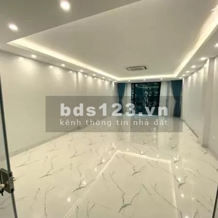 Bán gấp nhà Mặt Phố Bạch Mai, Quận Hai Bà Trưng dt 210m2 8 tầng thang máy, mt 7.2m, giá nhỉnh 80 tỷ