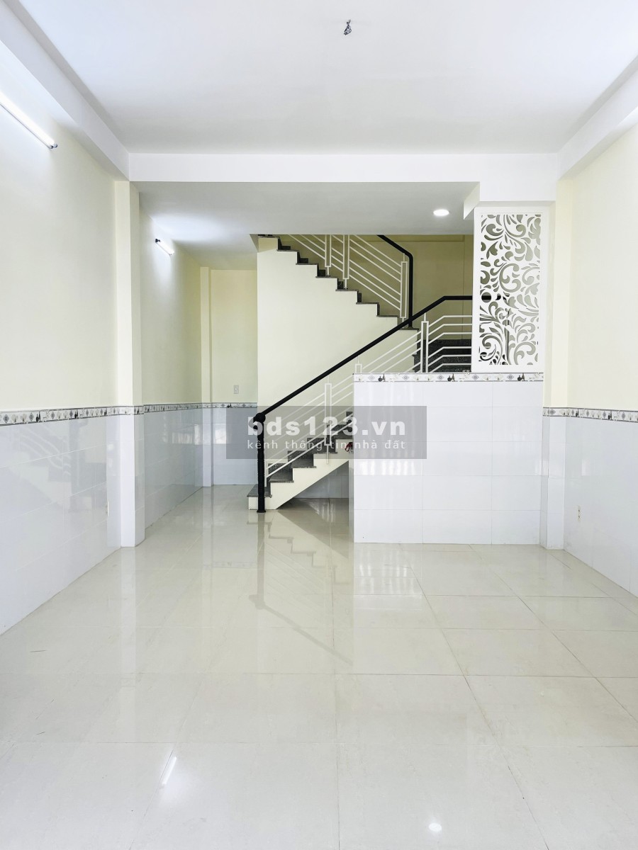 Bán nhà hẻm xe hơi Vườn Điều, p.Tân Quy, Quận 7 liên hệ xem nhà 0901787319