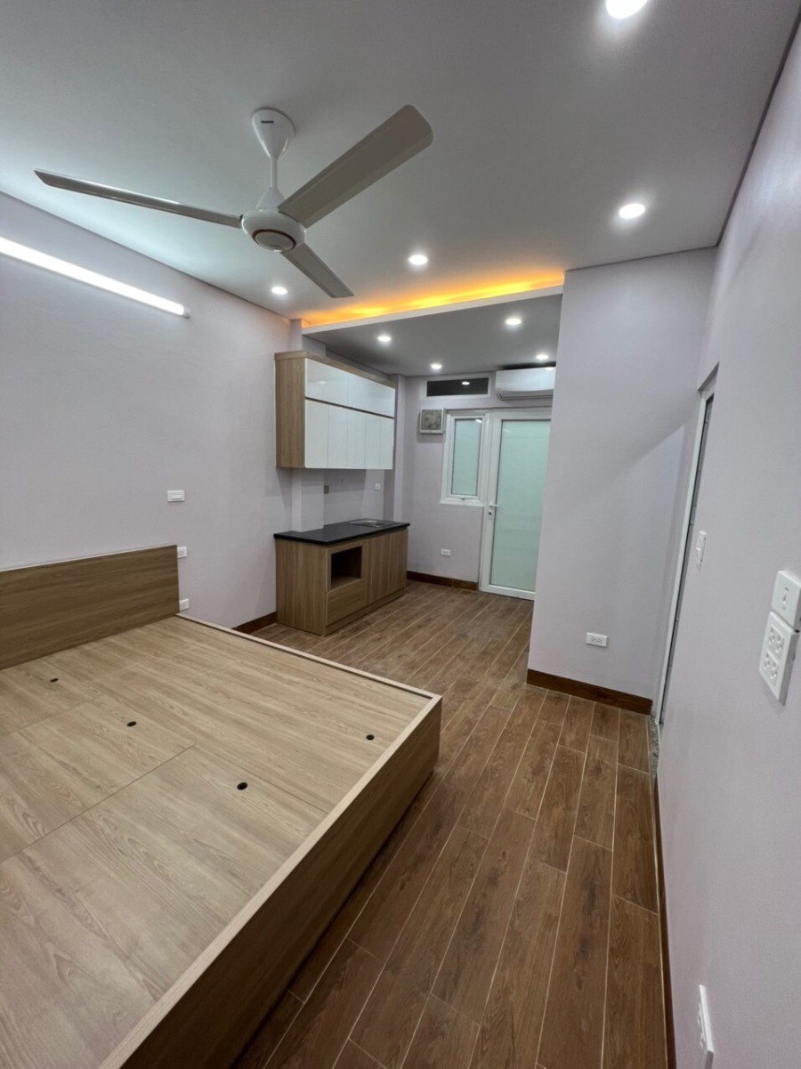 Cổ Nhuế - Trần Cung diện tích sử dụng 85m2 giá bán 9.8 tỷ Căn Hộ Cao Cấp 13 Phòng VIP