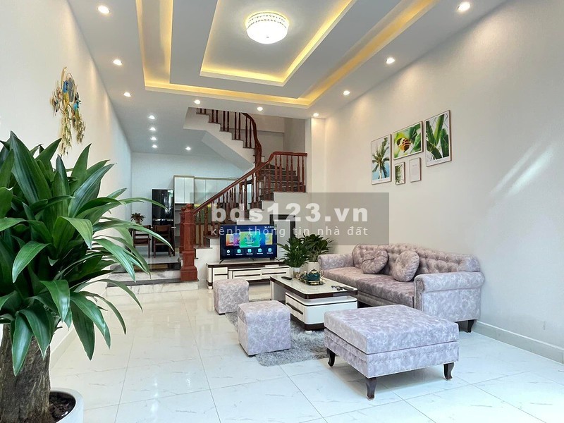 Bán Nhà, Mặt Tiền Trường Chinh, Tân Bình diện tích 4x14 đúc 4 tầng giá nhỉnh 7 tỷ