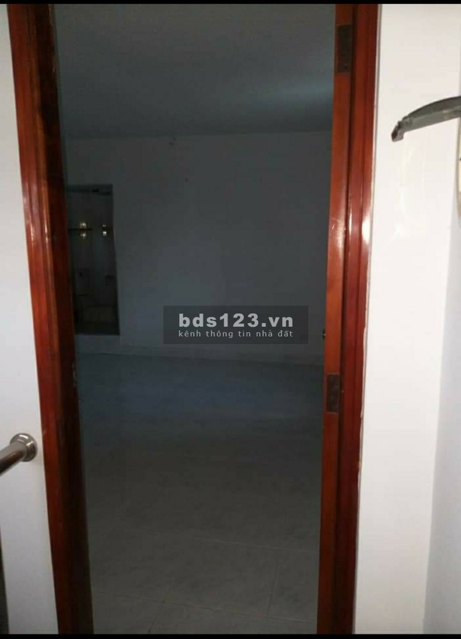 Cho thuê nhà mặt tiền đường Hoàng Quốc Việt 1 trệt + 1 lầu, giá 11 triệu/tháng khu an ninh
