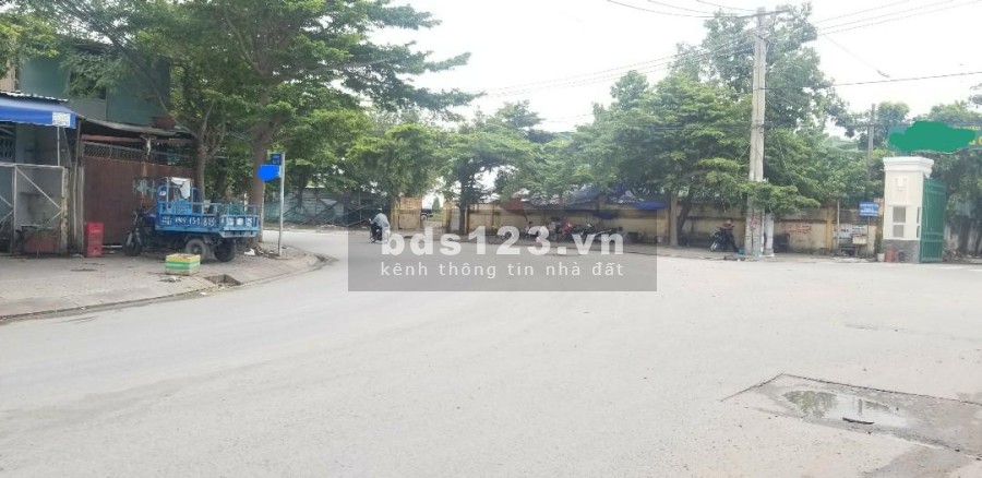 Cho thuê nhà mặt tiền đường Hoàng Quốc Việt 1 trệt + 1 lầu, giá 11 triệu/tháng khu an ninh