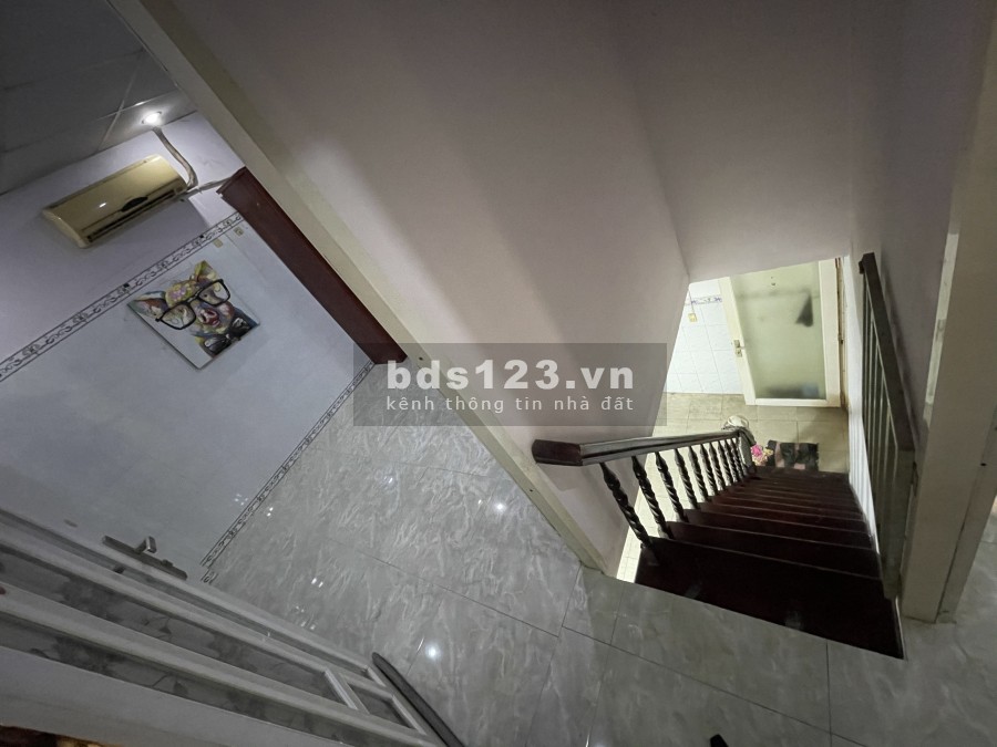 Cho thuê nhà nguyên căn(4.5x14m) Trần Quốc Tuấn, hẻm xe tải, cách Phạm Văn Đồng 15m, 20tr/tháng TL