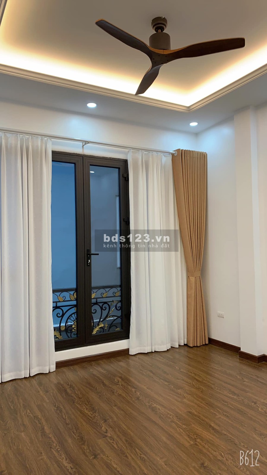 Bán gấp nhà nguyên căn Khương Trung mặt ngõ ô tô 50m, 4 tầng đúc, giá 6 tỷ, lh 0374590621