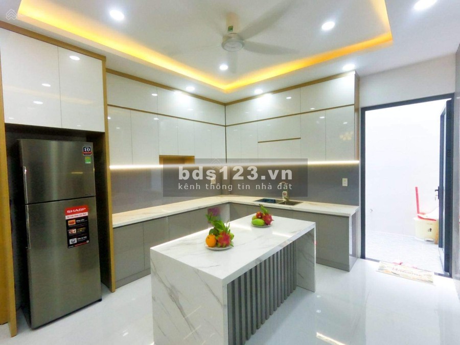 Bán nhà 2 Mặt Tiền hẻm trước và sau Điện Biên Phủ Quận 10, 3 tầng thoáng, giá 6.2 tỷ