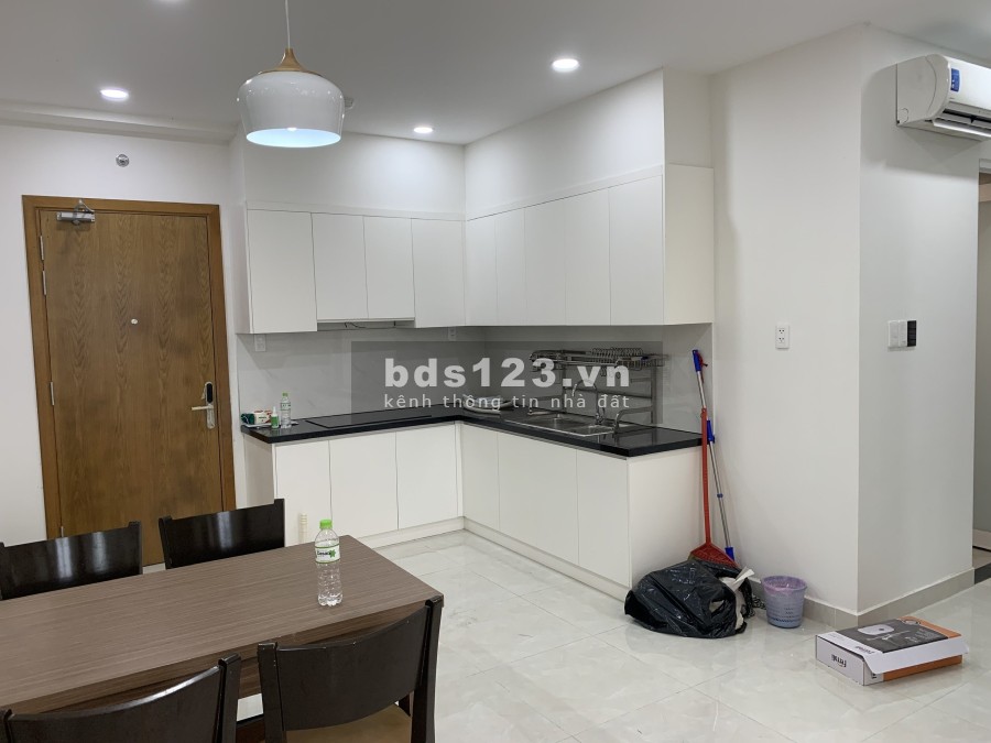 Cho thuê chung cư giá rẻ giáp Quận 8, xem nhà trực tiếp 24h, giá 4.5 triệu/tháng