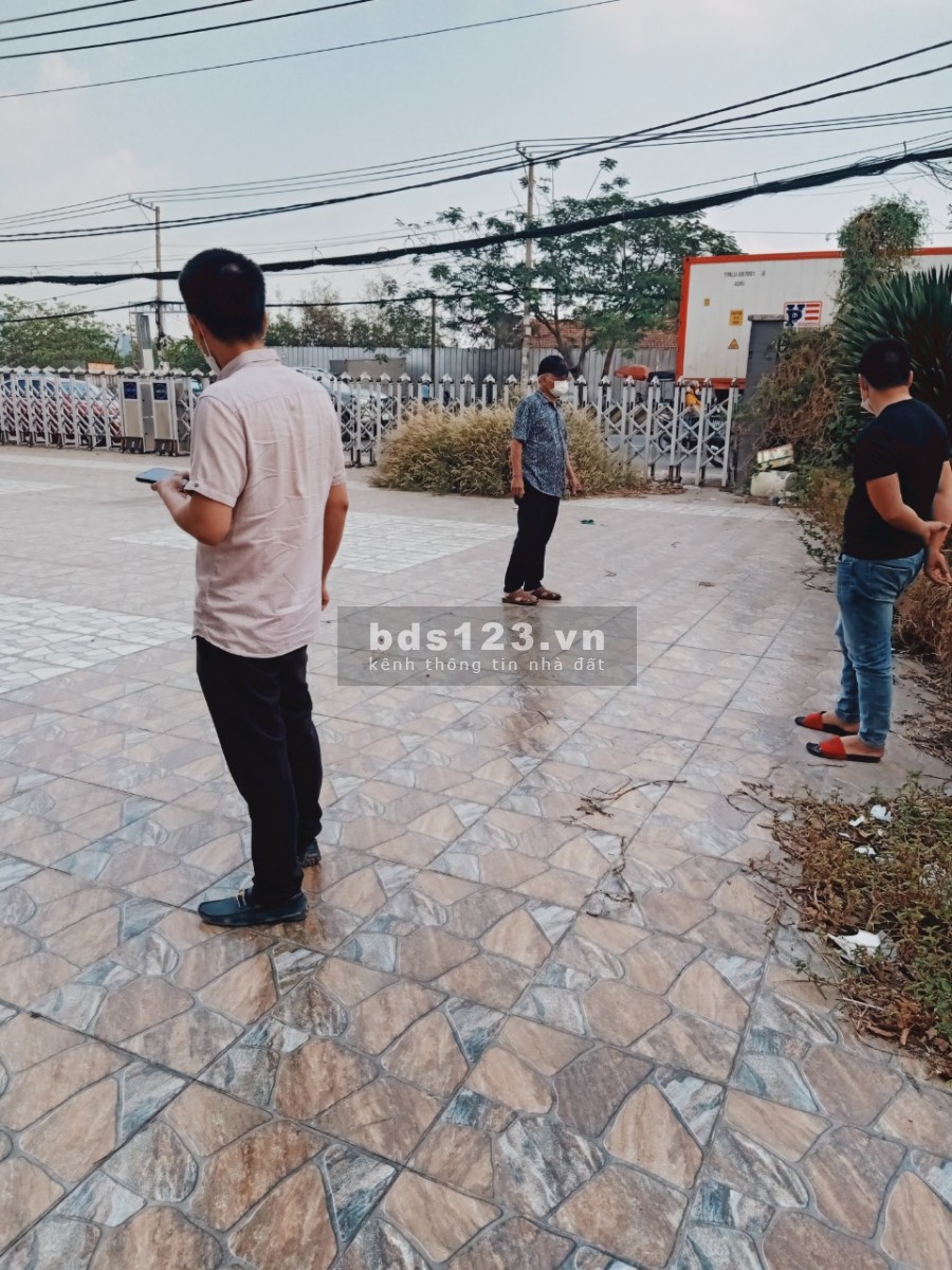 Mặt tiên kinh doanh Quốc Lộ 1K, dt 1300m2, ngang 40m, hiện trạng sử dụng luôn, giá 100 tỷ