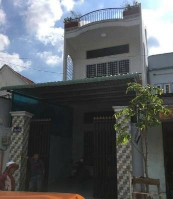 Bán nhà mặt tiền Lê Lợi, Hóc môn diện tích 4.8 x 19 đúc trệt, 2 lầu giá bán 6 tỷ, lhcc