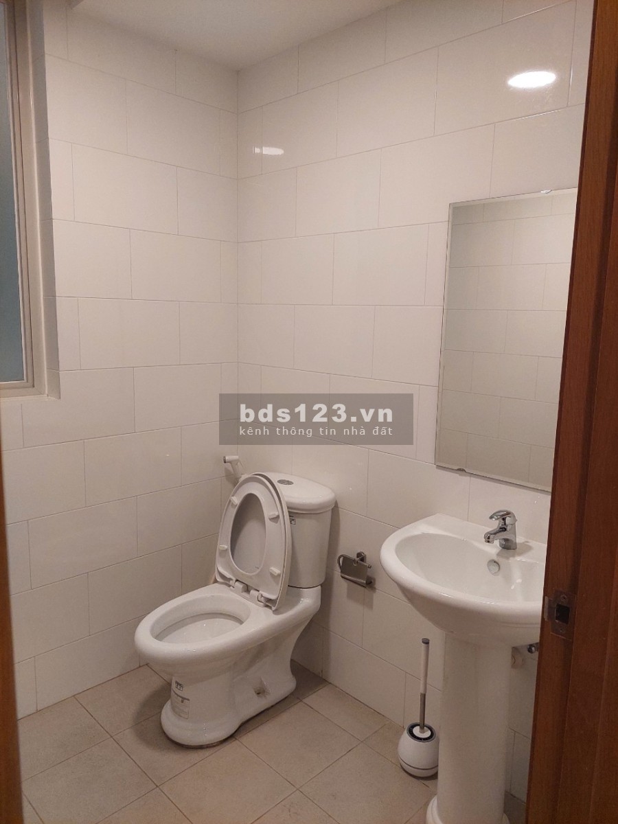 Cho thuê căn hộ 2pn Canary Heights ngay Aeon Mall Vsip1 giá rẻ LH 0967.253.158