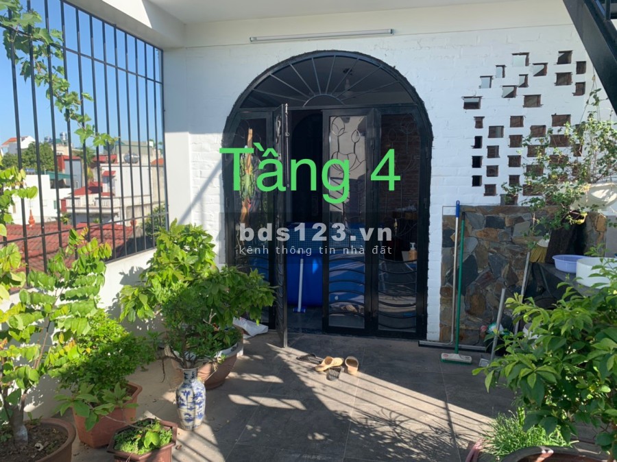 “Đốt thuyền” 66,9m2 4 Tầng ngõ 562 Ngọc Thuỵ giá bán 6,86 tỉ khu an ninh, yên tĩnh