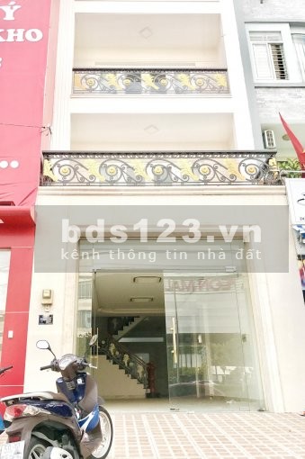 Cần cho thuê nhà nguyên căn mặt tiền đường số 17A, Quận Bình Tân giá 50 triệu/tháng