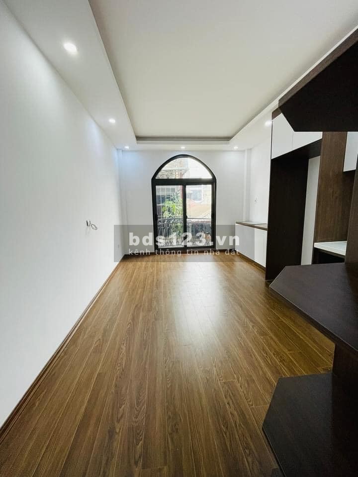 Bán nhà nguyên căn siêu đẹp phố Vương Thừa Vũ, giá bán nhỉnh 6 tỷ, liên hệ 0946929769
