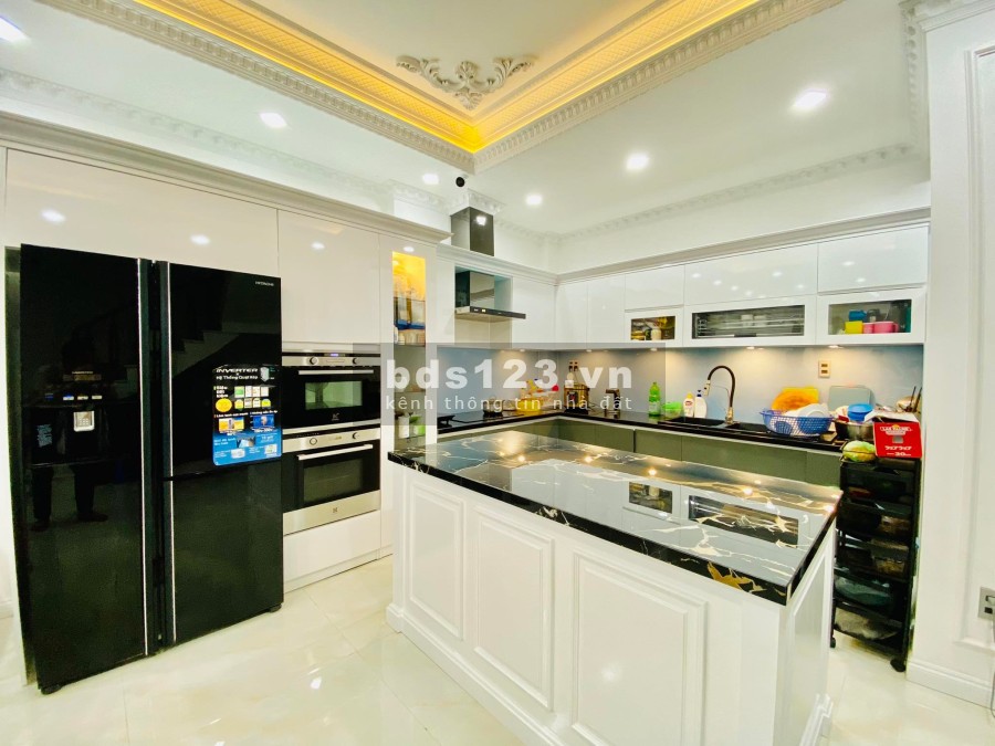 Bán nhà biệt phủ đẳng cấp đẹp nhất Quận Tân Phú, giá bán 18.5 tỷ, liên hệ 0902695189
