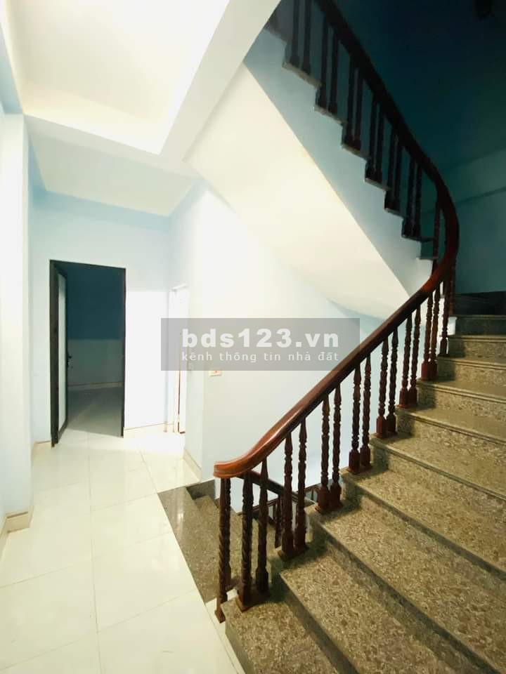 Cần bán nhà 3 tầng đường thông ô tô tránh, đẹp lung linh, xã Nam Hồng, huyện Đông Anh Hà Nội