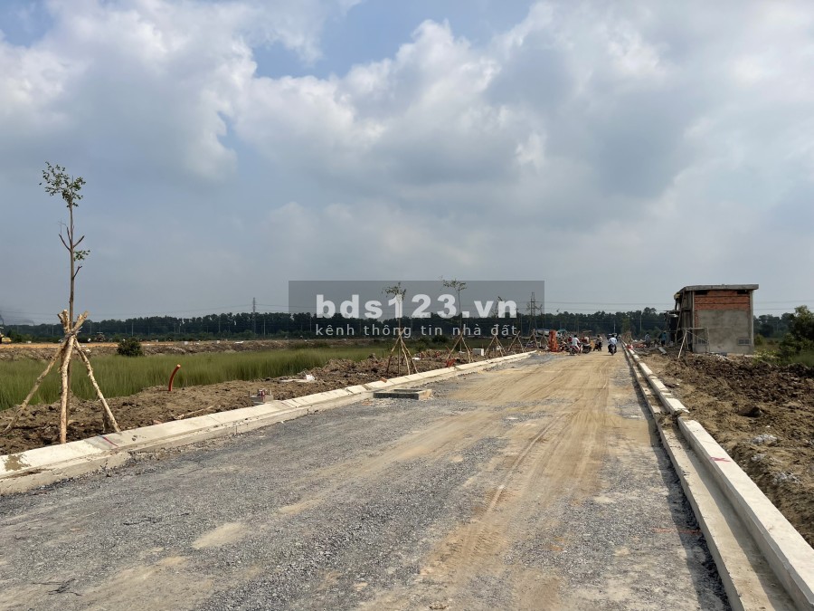 Đất nền sổ đỏ chủ đầu tư Hai Thành liền kề siêu dự án VinGroup Tân Mỹ 900ha giá tốt