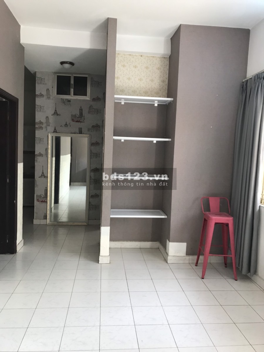 Chủ nhà cho thuê căn hộ diện tích lớn 80m2 giá rẻ (7.5tr/tháng) gần trung tâm Quận 1, lhcc