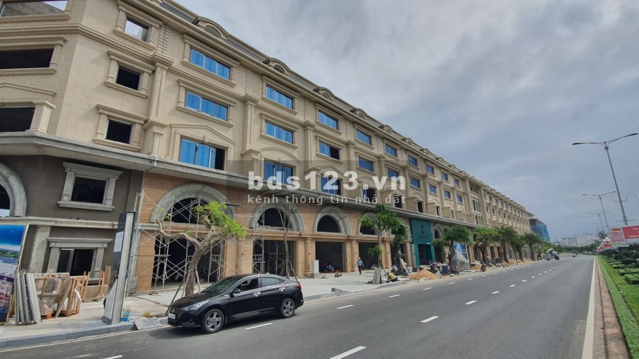 Regal Maison Phu Yen - Shophouse lâu đài trên đại lộ biển giá bán 18 tỷ, pháp lý chính chủ